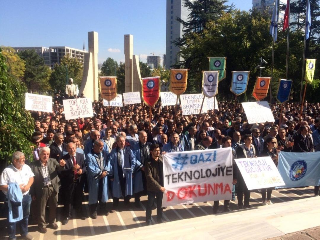 Gazi &Uuml;niversitesinde bina tartışması devam ediyor