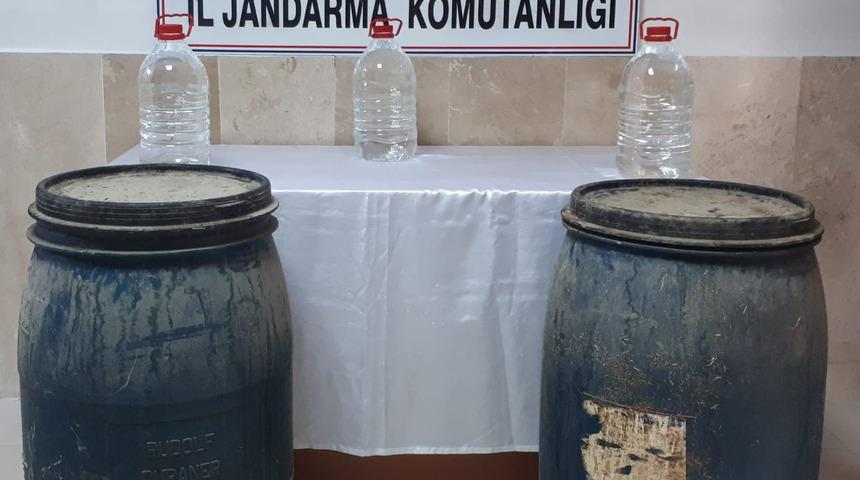 Tarsus'ta 125 litre sahte rakı ele ge&ccedil;irildi