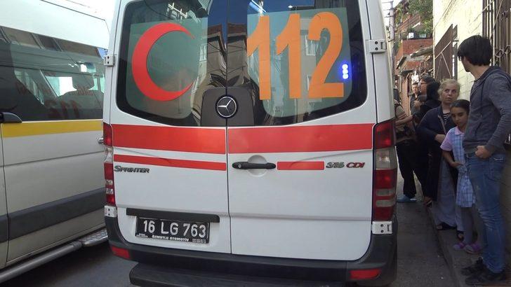 Makyaj malzemesi sanıp gözüne sürdü, kabusu yaşadı G4