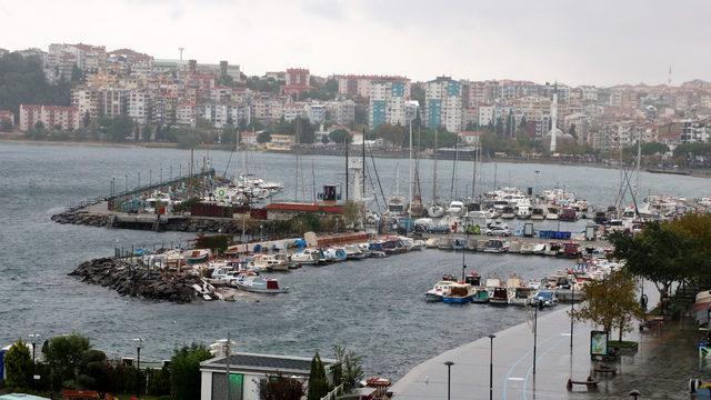 Gökçeada’ya bazı feribot seferleri iptal edildi