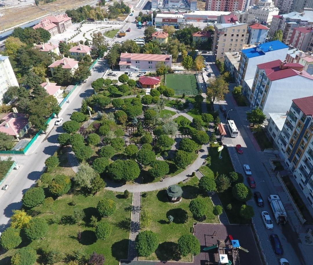 Muhsin Yazıcıoğlu Parkı&rsquo;na yepyeni &ccedil;ehre