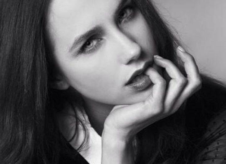 Ünlü yönetmen hakkında şoke eden iddia: Çayla bayıltıp tecavüz etti G5