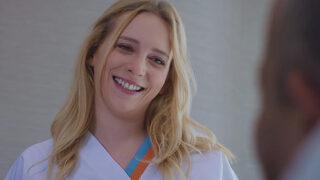 Mucize Doktor'un güzel oyuncusu Hayal Köseoğlu'ndan bikinili poz