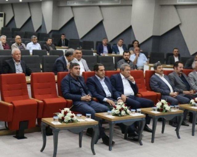 Başkan Aslan, Van TSO’nun meclis toplantısına katıldı