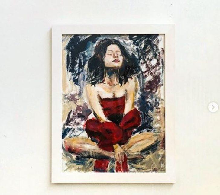 Göğüsleriyle resim yapan Belaruslu kadın! G4