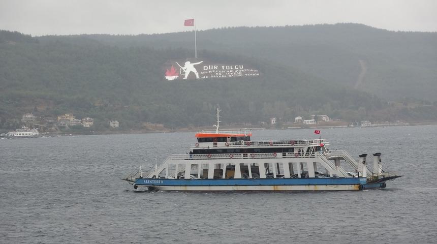 Çanakkale'de bazı feribot seferleri iptal edildi