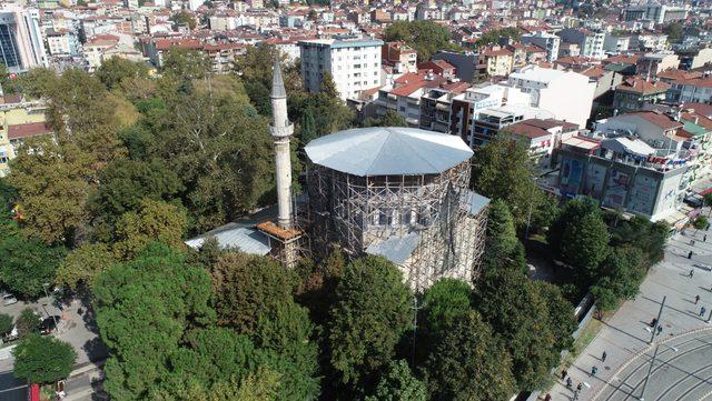 Mimar Sinan'ın eseri caminin restorasyonunun tamamlanmasını bekliyorlar 