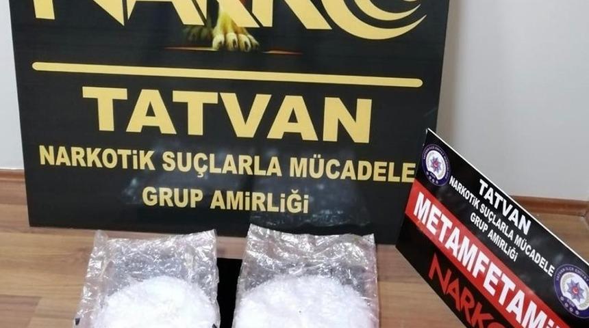 Bitlis&rsquo;te 972 gram metamfetamin ele ge&ccedil;irildi