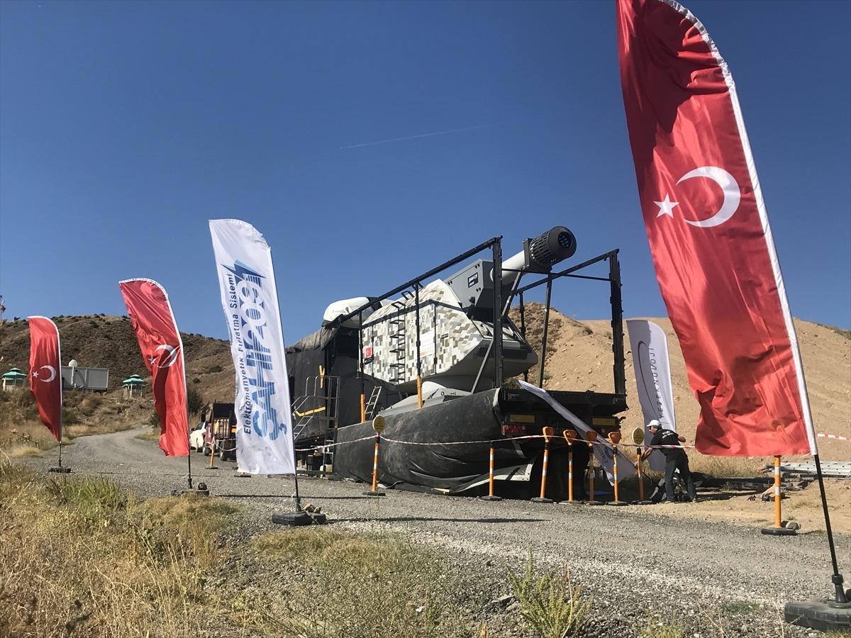 Milli elektromanyetik top seri atışa ge&ccedil;ti