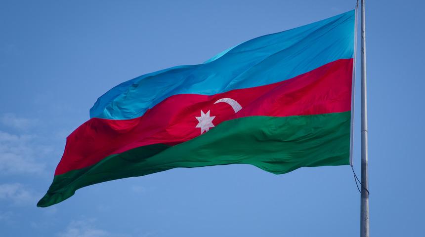 Azerbaycan Başbakanı Memmedov istifa etti