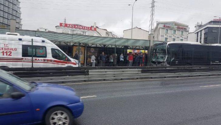 Son dakika: İstanbul'da metrobüs kazası! Yaralılar var G5