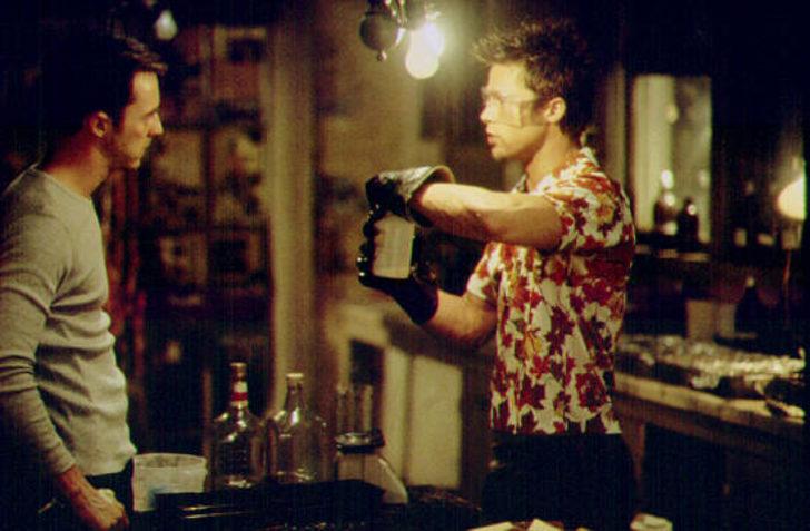 Edward Norton, Dövüş Kulübü'nde Brad Pitt’e gerçekten yumruk atmış G4