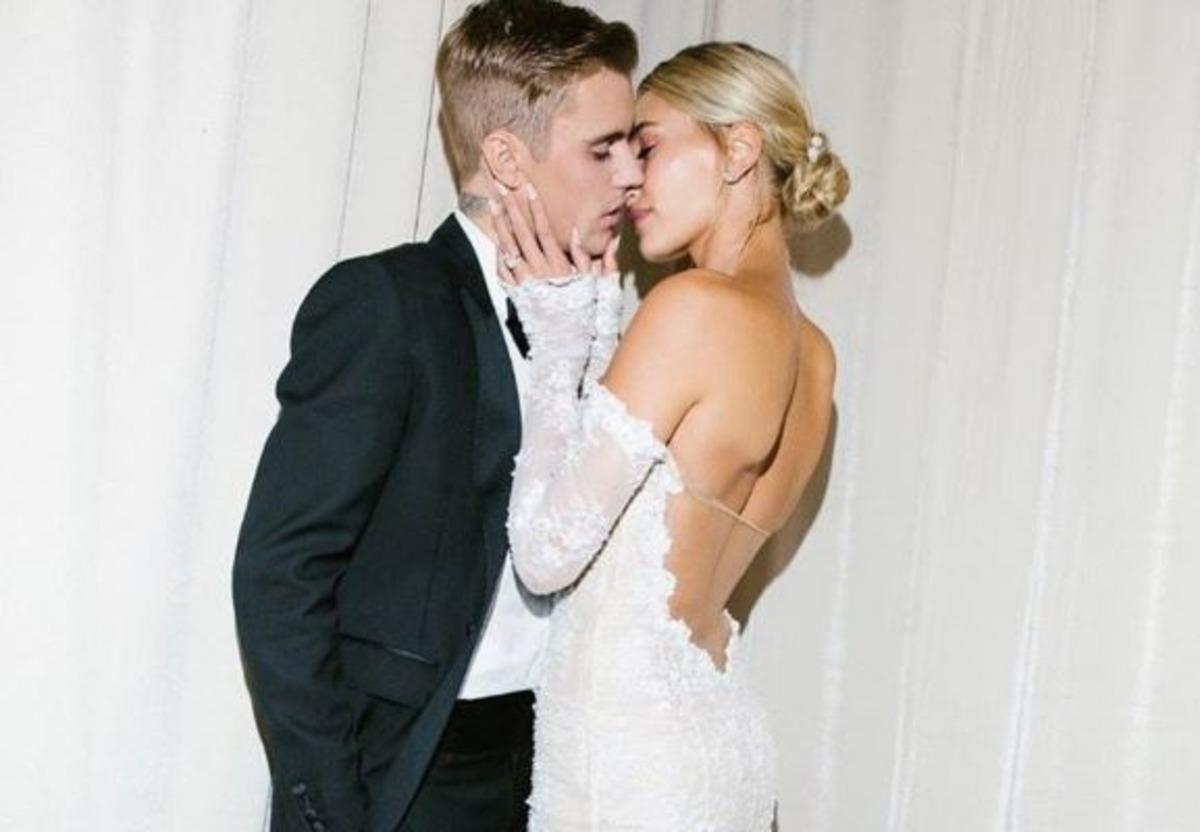 Justin Bieber ile evlenen Hailey Baldwin gelinliğini ilk kez g&ouml;sterdi