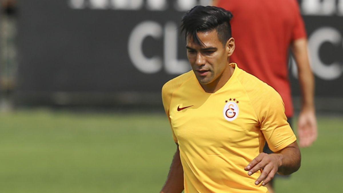 Ahmet Bulut'tan Falcao a&ccedil;ıklaması: Falcao, bir Van Persie değil. Sakat gelmedi