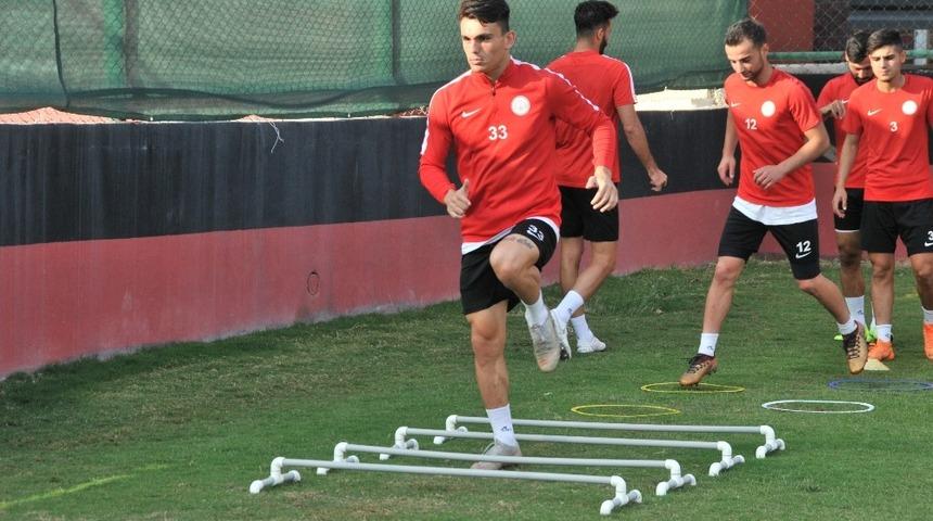 Karaköprü Belediyespor hazırlıklarını tamamladı