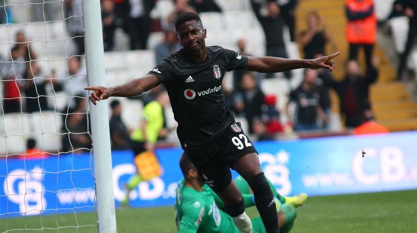Abdullah Avcı Diaby'yi hem 10 numara hem de forvet olarak kullanacak