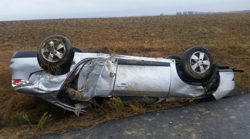 Edirne'de yağmur kazaya yol a&ccedil;tı: 3 yaralı