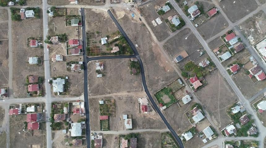 Karşıyaka&rsquo;da asfaltsız yol kalmayacak