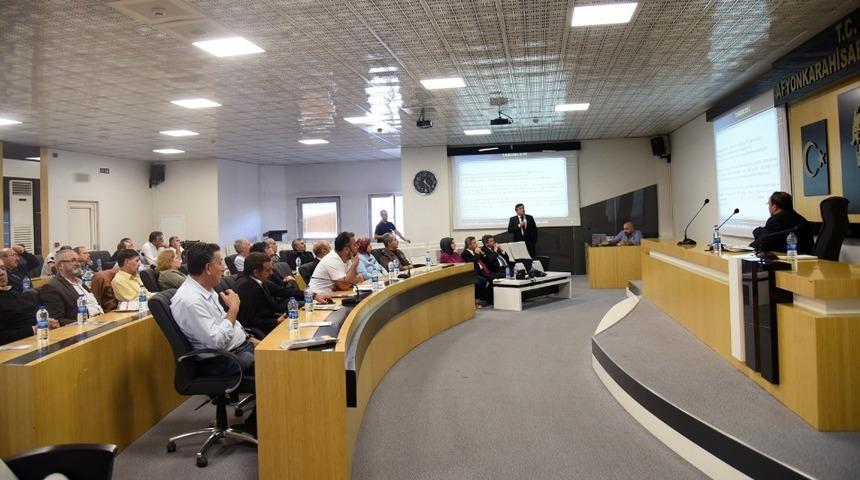 Apartman yöneticilerine asansör eğitimi verildi