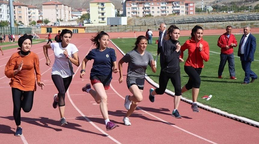 Erzincan&rsquo;da &ldquo;Amat&ouml;r Spor Haftası" atletizm yarışmaları