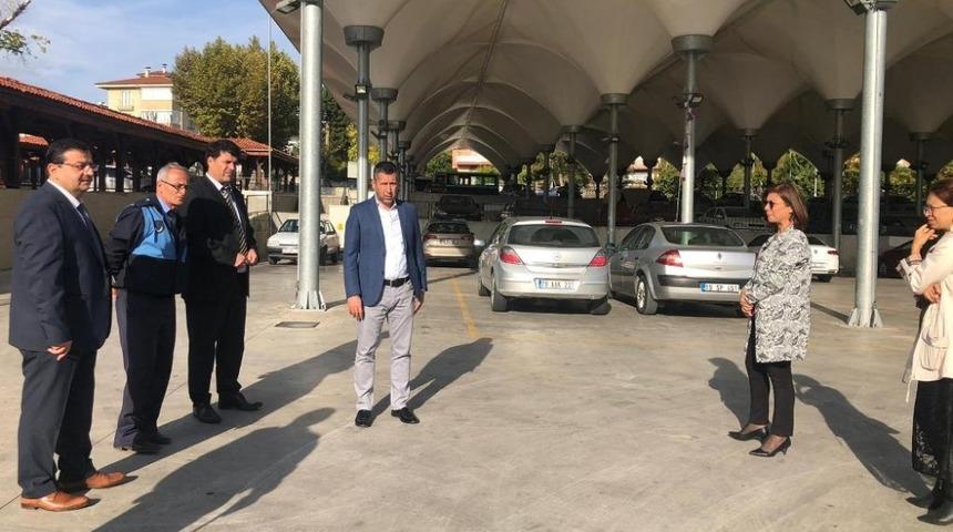 Başkan K&ouml;se, pazaryerinde incelemelerde bulundu