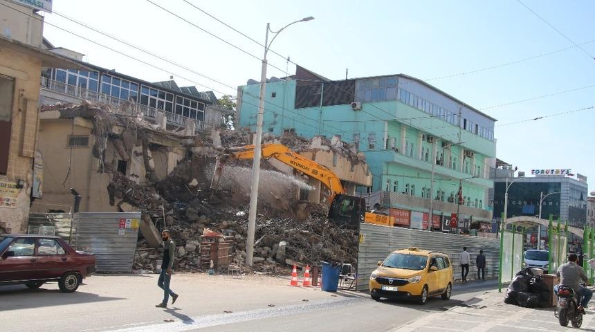 Şanlıurfa&rsquo;da eski belediye binasının yeri "yeşil alan" olacak