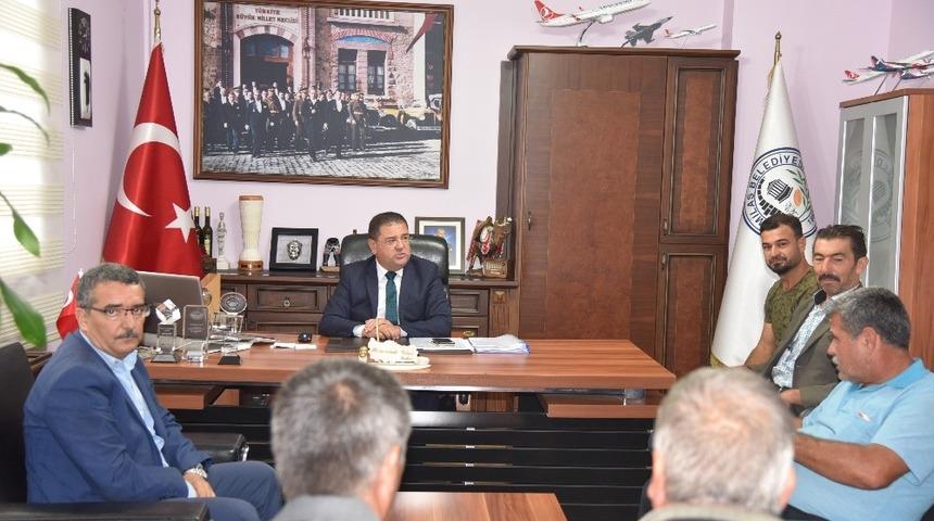 Muhtarlar Derneği&rsquo;nden Başkan Tokat&rsquo;a ziyaret