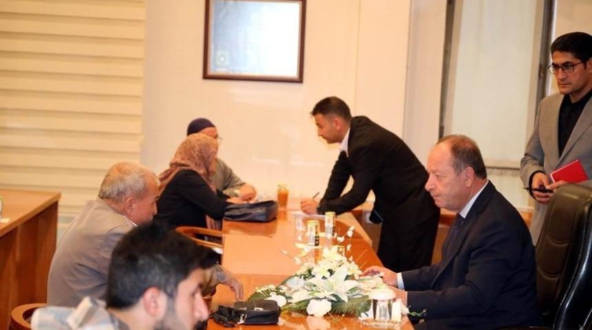 Başkan Opruk&ccedil;u, vatandaşların sorunlarını dinlemeyi s&uuml;rd&uuml;r&uuml;yor