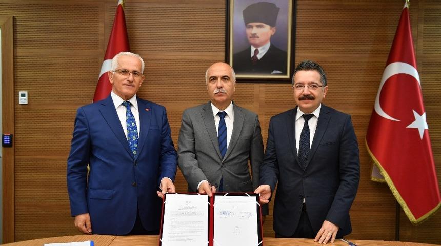 GEKA&rsquo;dan meslek liselerini b&uuml;y&uuml;k destek