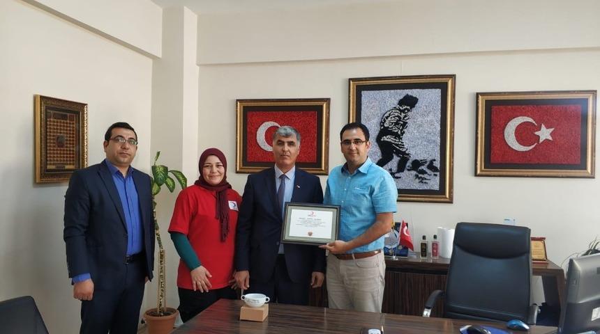 İn&ouml;n&uuml; İlkokulundan Rekor kan bağışı