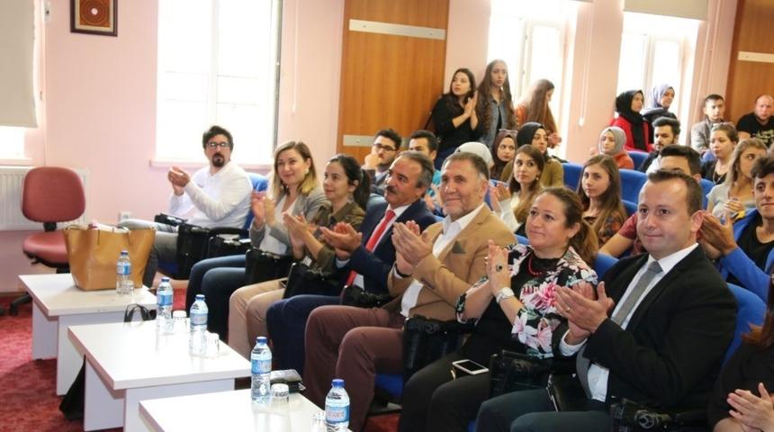 Rekt&ouml;r Bağlı İİBF&rsquo;de &ldquo;Avrupa Birliği&rsquo;nin Kuruluş Felsefesi&rdquo; &uuml;zerine konuştu