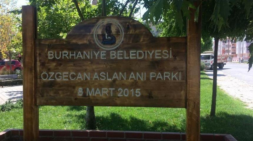 Burhaniye&rsquo;de parklar yenileniyor
