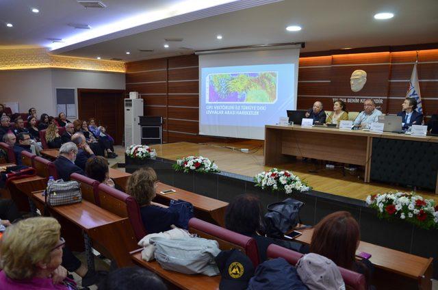 Deprem uzmanı Kutoğlu, AVM'leri toplanma bölgesi olarak önerdi