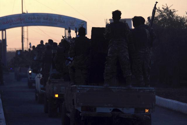 Milli Ordu askerleri, olası harekat için Türkiye'ye doğru yola çıktı
