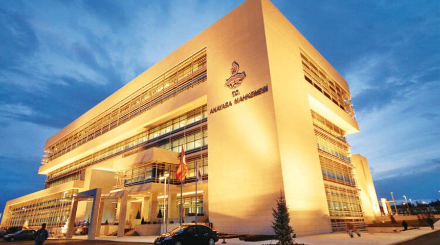 Anayasa Mahkemesi Başkanvekilliği'ne seçme kararı Resmi Gazete'de! Recep Kömürcü kimdir?