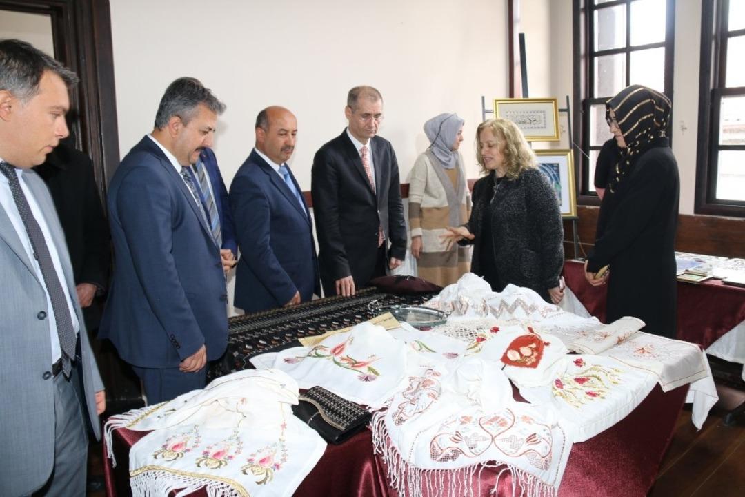 K&uuml;tahya&rsquo;da &lsquo;Hayat Boyu &Ouml;ğrenme Şenlikleri&rsquo;