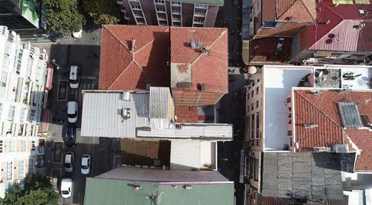 İzmit'teki garip bina görenleri şaşkına çevirdi! G2