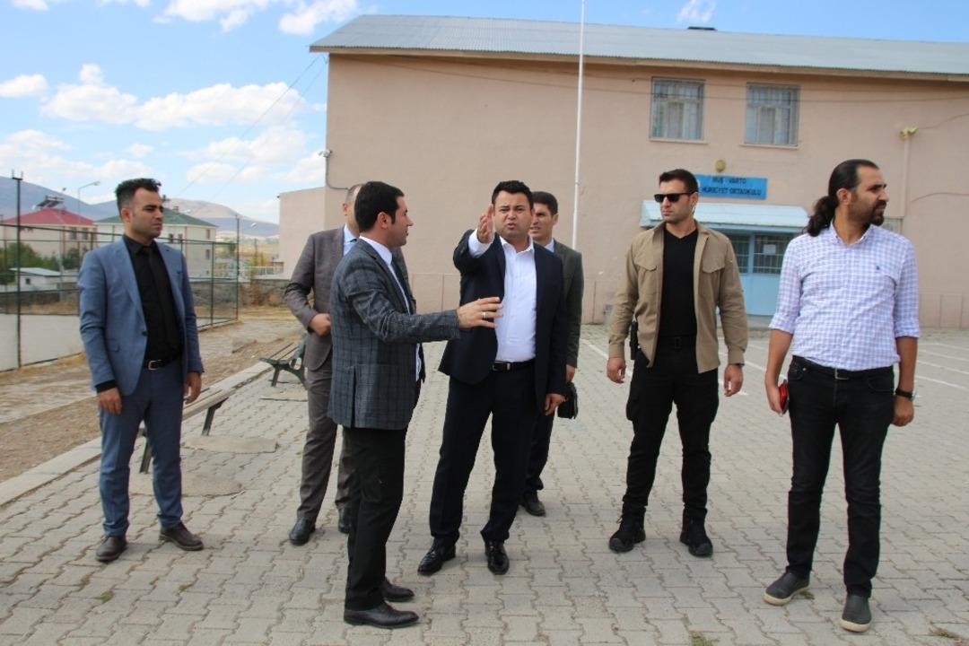 Varto&rsquo;da &lsquo;gen&ccedil;lik merkezi&rsquo; kurma &ccedil;alışması