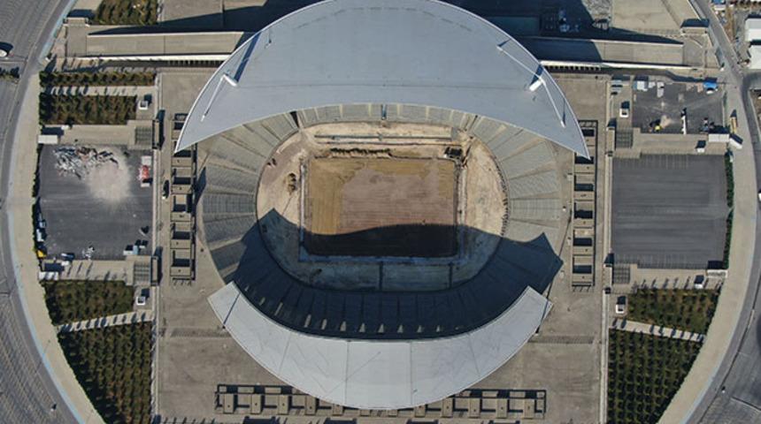 Olimpiyat Stadı'nda çalışmalar sürüyor