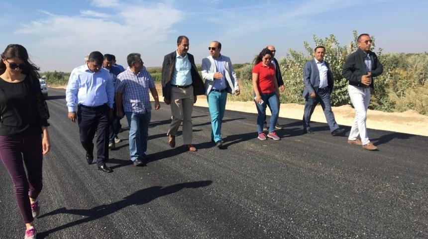 Elbeyli&rsquo;de k&ouml;y yolları yapılıyor