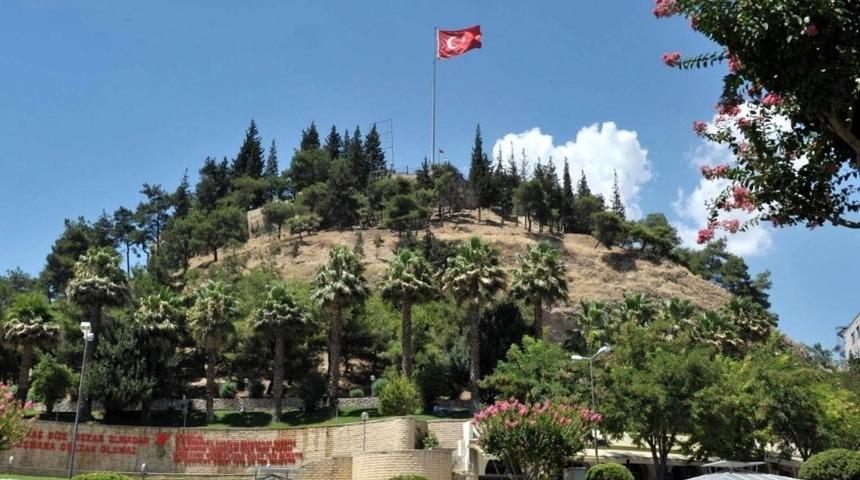 Tarihi Maraş Kalesi&rsquo;nde &ccedil;evre d&uuml;zenlemesi