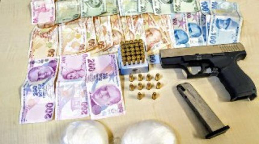 Gaziantep'te uyuşturucuya 2 g&ouml;zaltı