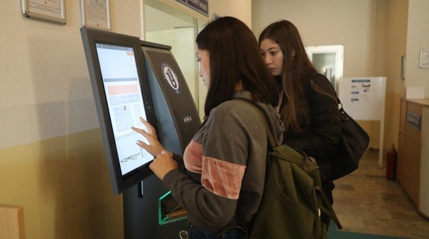 Bartın &Uuml;niversitesinde &lsquo;Akıllı K&uuml;t&uuml;phane&rdquo; D&ouml;nemi