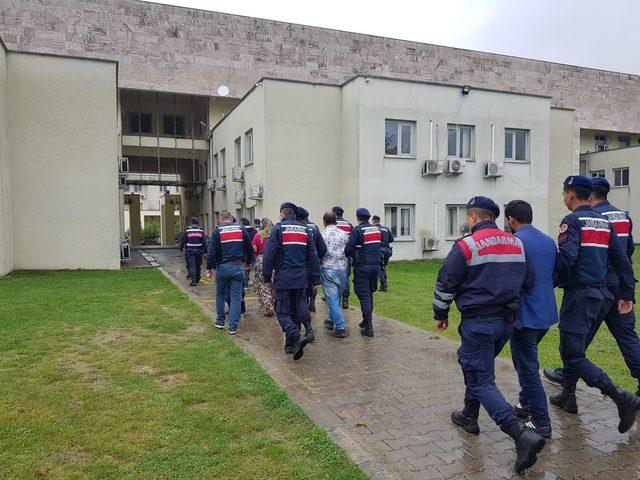 Komşu bahçesine giren ceviz hırsızları tarafından öldürüldü