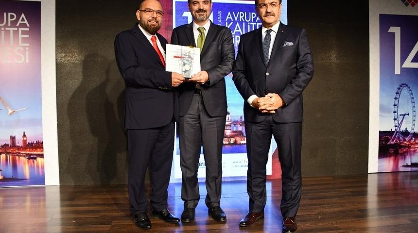 Alfemo&rsquo;ya D&uuml;nya Kalite &ouml;d&uuml;l&uuml;