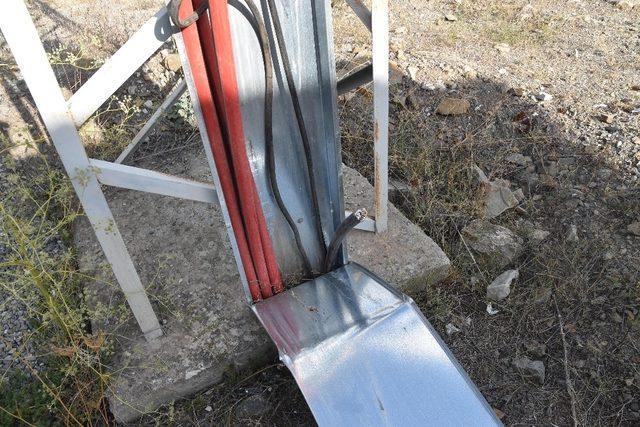 Erzurum’da iş makinası ve trafo hırsızlığı çetesi çökertildi