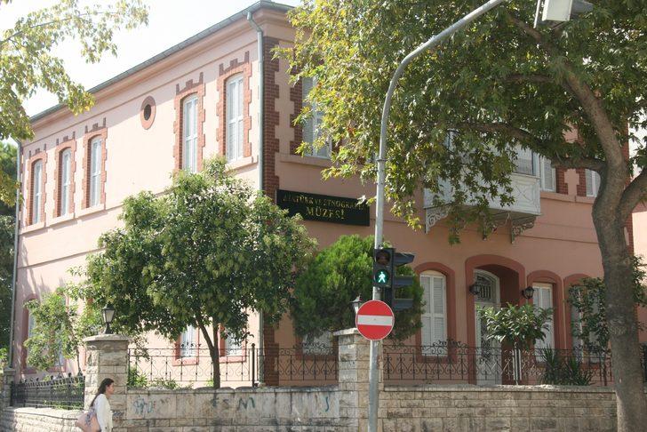 Atatürk Evi ve Etnografa Müzesi turistlerin gözdesi oldu G5