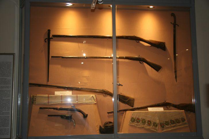 Atatürk Evi ve Etnografa Müzesi turistlerin gözdesi oldu G1