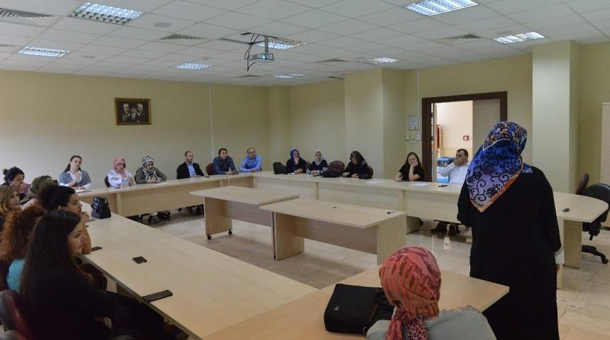 SA&Uuml;&rsquo;de stresle başa &ccedil;ıkma yolları anlatıldı