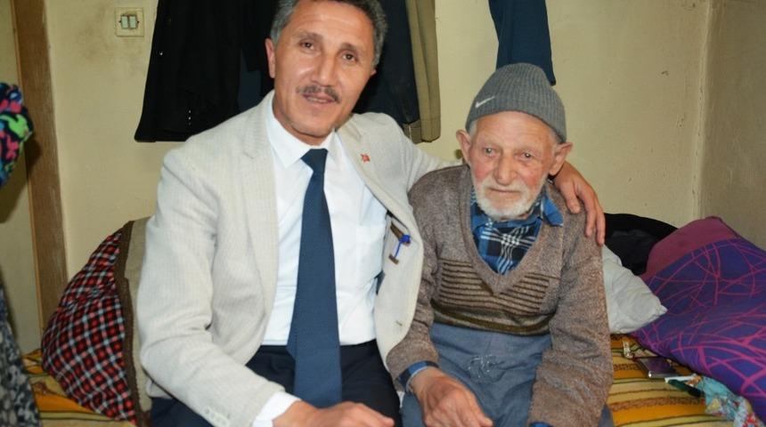 Başkan Kaya: &ldquo;B&uuml;y&uuml;klerimiz baş tacımızdır"